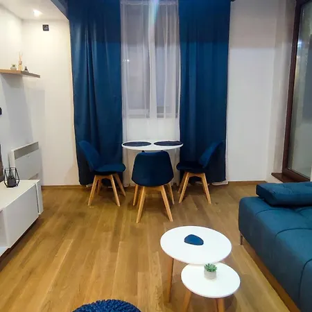 By Montebello Apartment