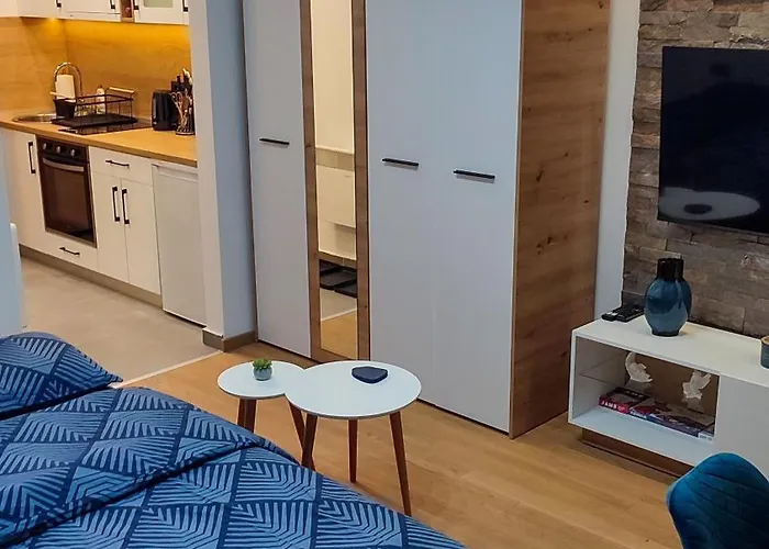 아파트 By Montebello