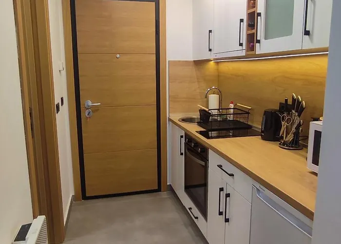 By Montebello * 즐라티보