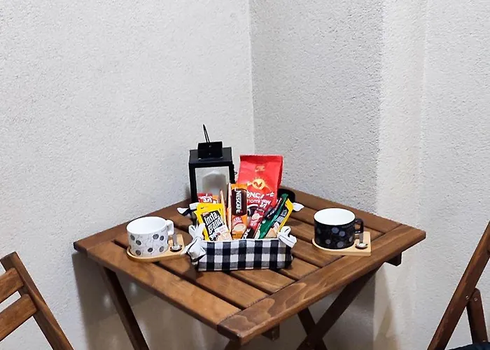 By Montebello 아파트 *