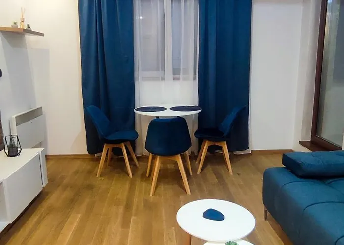 By Montebello 아파트