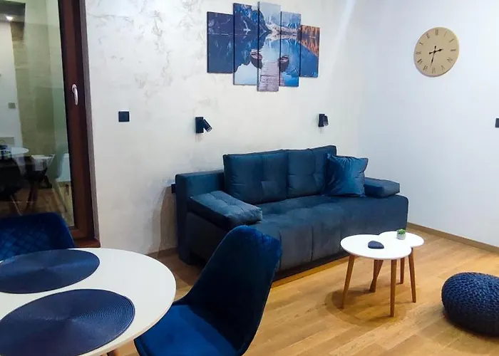 아파트 By Montebello