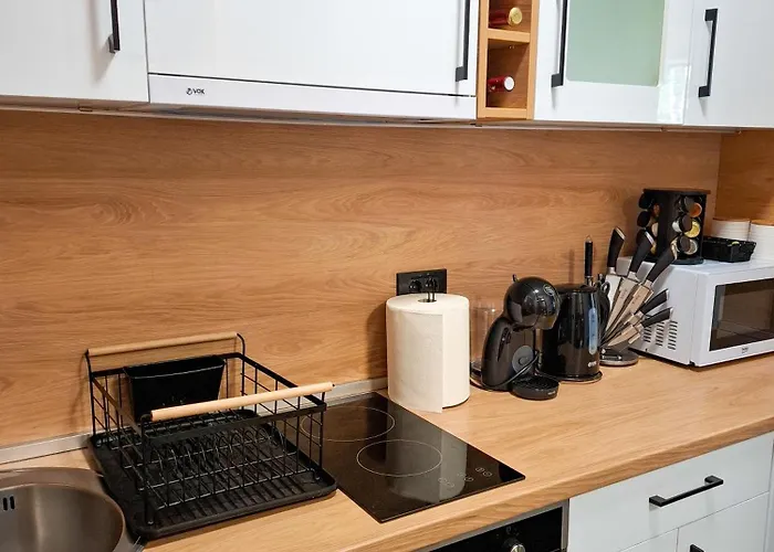 By Montebello * 즐라티보